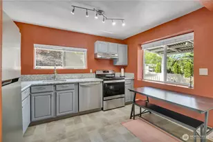 2307 SW Myrtle St, Seattle, WA 98106 - Photo 11