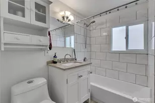 2307 SW Myrtle St, Seattle, WA 98106 - Photo 15