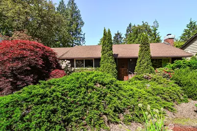 13709 39th Avenue NE, Seattle, WA 98125 - Photo 1