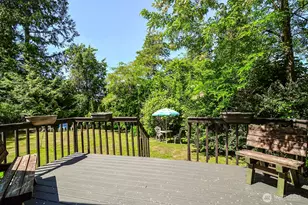 13709 39th Ave NE, Seattle, WA 98125 - Photo 9