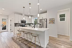 13420 Manor Way, Lynnwood, WA 98087 - Photo 1