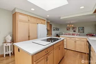 911 12th Ave N, Edmonds, WA 98020 - Photo 15