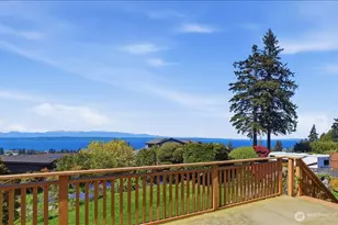 911 12th Ave N, Edmonds, WA 98020 - Photo 39