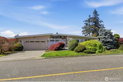 911 12th Avenue N, Edmonds, WA 98020 - Photo 33