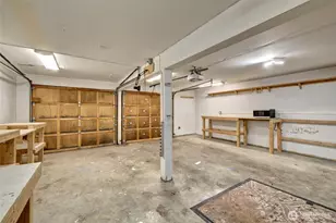 733 104th St, Seattle, WA 98133 - Photo 29