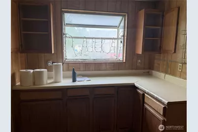 821 108th Street S, Tacoma, WA 98444 - Photo 13