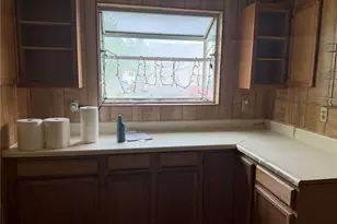 821 108th St S, Tacoma, WA 98444 - Photo 13