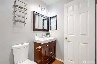 806 NW 52nd Street, Seattle, WA 98107 - Photo 31