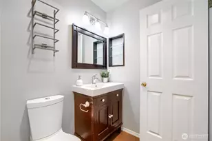 806 NW 52nd St, Seattle, WA 98107 - Photo 31
