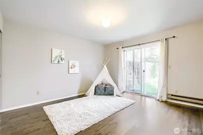 806 NW 52nd Street, Seattle, WA 98107 - Photo 31