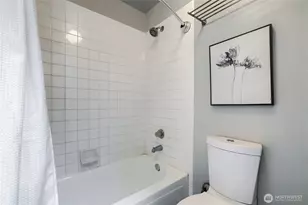 806 NW 52nd St, Seattle, WA 98107 - Photo 25