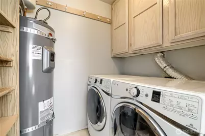 806 NW 52nd Street, Seattle, WA 98107 - Photo 37