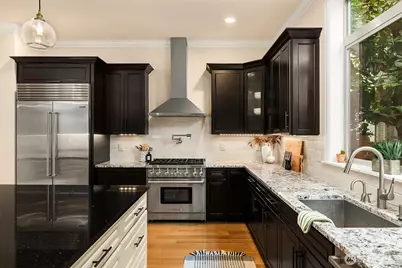 1145 33rd Avenue E, Seattle, WA 98112 - Photo 17