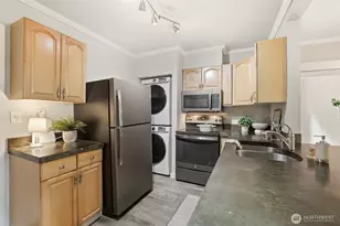 9732 59th Ave S, Seattle, WA 98118 - Photo 21