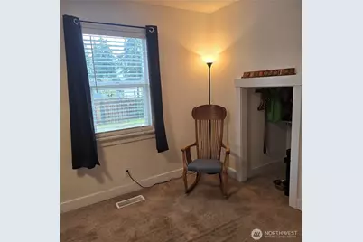 415 138th Street E, Tacoma, WA 98445 - Photo 17