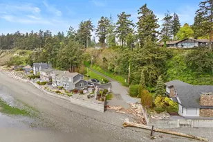 3576 S Camano Dr, Camano Island, WA 98282 - Photo 37