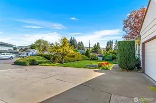 1427 2nd St, Wenatchee, WA 98801 - Photo 31