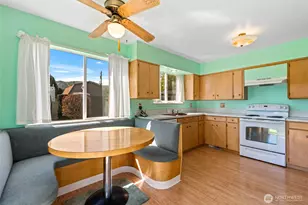 1427 2nd St, Wenatchee, WA 98801 - Photo 9