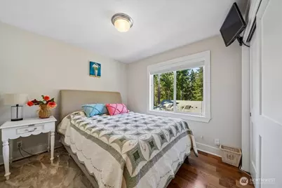 10804 Pioneer Drive, Anderson Island, WA 98303 - Photo 27