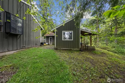 611 208th Avenue SE, Sammamish, WA 98074 - Photo 11