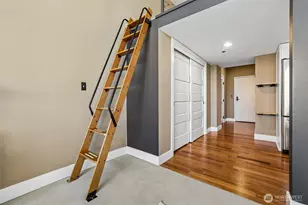 201 Galer St, Seattle, WA 98109 - Photo 13