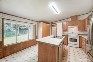 21402 130th St E, Bonney Lake, WA 98391 - Photo 13