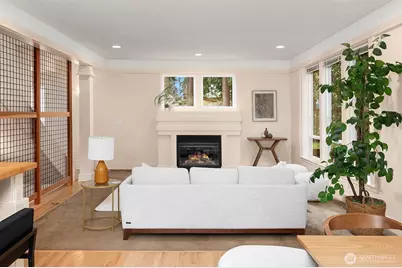 1025 NE 130th Street, Seattle, WA 98125 - Photo 13