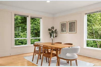 1025 NE 130th Street, Seattle, WA 98125 - Photo 11