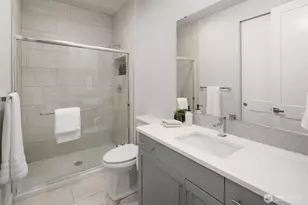 7226 NE 129th St, Kirkland, WA 98034 - Photo 9