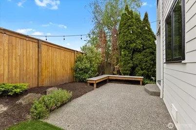 608 Magnolia Lane, Edmonds, WA 98020 - Photo 29