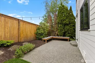 608 Magnolia Ln, Edmonds, WA 98020 - Photo 29