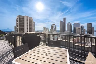 1105 Spring St, Seattle, WA 98104 - Photo 19
