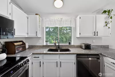 1314 Starlite Court E, Lacey, WA 98503 - Photo 13