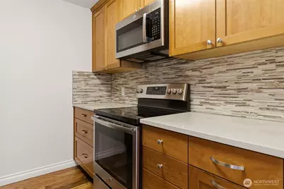800 N Allen Place #401, Seattle, WA 98103 - Photo 7
