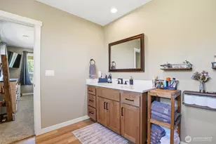 200 Red Hawk Dr, Castle Rock, WA 98611 - Photo 21