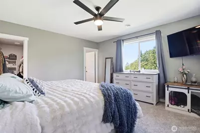 200 Red Hawk Drive, Castle Rock, WA 98611 - Photo 17