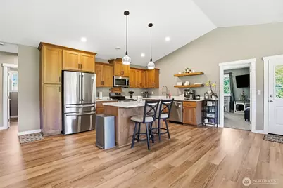 200 Red Hawk Drive, Castle Rock, WA 98611 - Photo 13