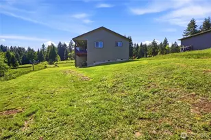200 Red Hawk Dr, Castle Rock, WA 98611 - Photo 31