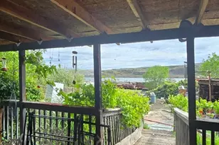 78 Main St, Wishram, WA 98673 - Photo 1