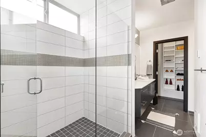 6315 42nd Avenue SW #B, Seattle, WA 98136 - Photo 15