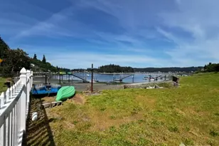 582 N Shore Blvd, Fox Island, WA 98333 - Photo 3