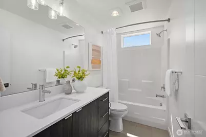 12000 31st Avenue NE, Seattle, WA 98125 - Photo 11