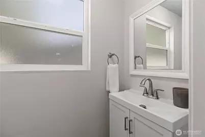 12604 177th Place SE, Renton, WA 98059 - Photo 17