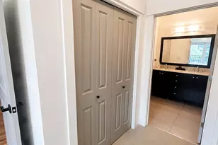699 John St, Seattle, WA 98109 - Photo 15