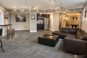 699 John St, Seattle, WA 98109 - Photo 23