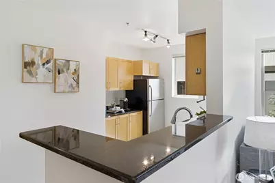 3333 Wallingford Avenue N #203, Seattle, WA 98103 - Photo 21