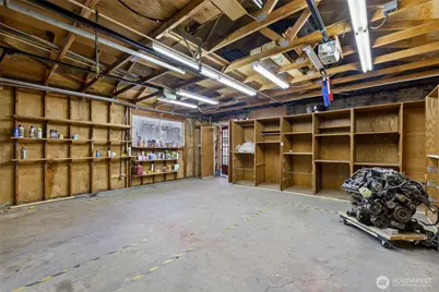 31061 W Lake Morton Drive SE, Kent, WA 98042 - Photo 21