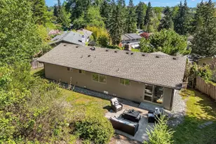 12516 SE 4th Pl, Bellevue, WA 98005 - Photo 29