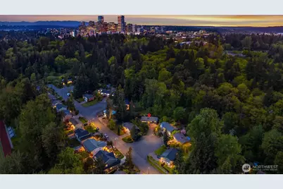 12516 SE 4th Place, Bellevue, WA 98005 - Photo 35