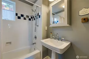 806 NW Alexander St, Coupeville, WA 98239 - Photo 29